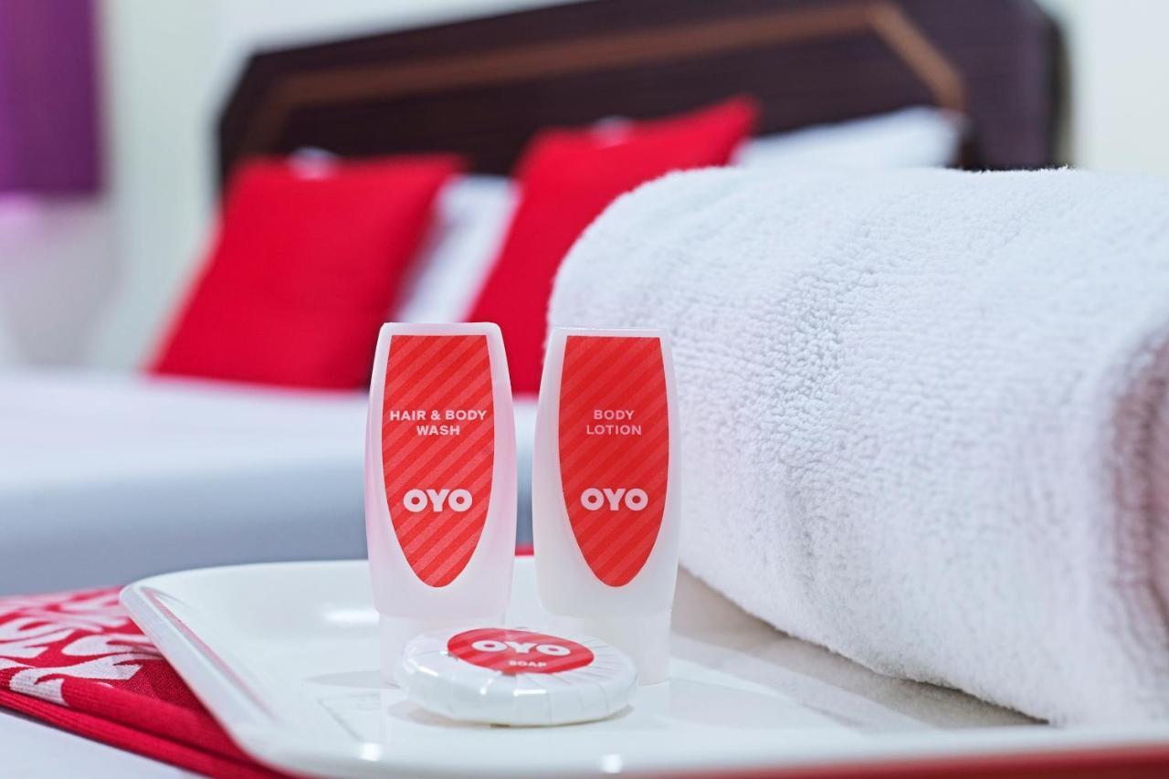 Oyo 604 Hotel Est Equine Park スリ・カンバンガン エクステリア 写真